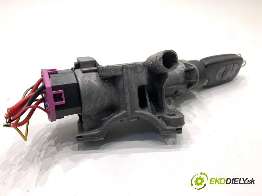 AUDI A4 B6 sedan 2001 96 kW 2.0 1984 spinačka 4B0905851B (Spínacia skrinka)