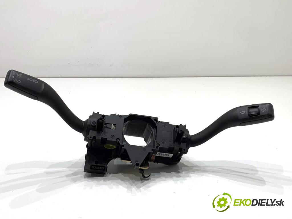 AUDI A4 B6 sedan 2001 96 kW 2.0 1984 Prepínač kombinovaný 8E0953549N (Prepínacie páčky pod volantom)