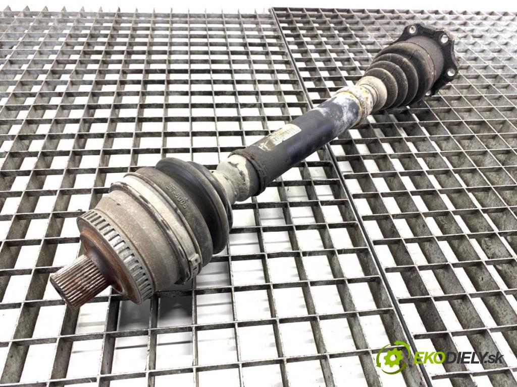 AUDI A4 B6 sedan 2001 96 kW 2.0 1984 Poloos pravy predný