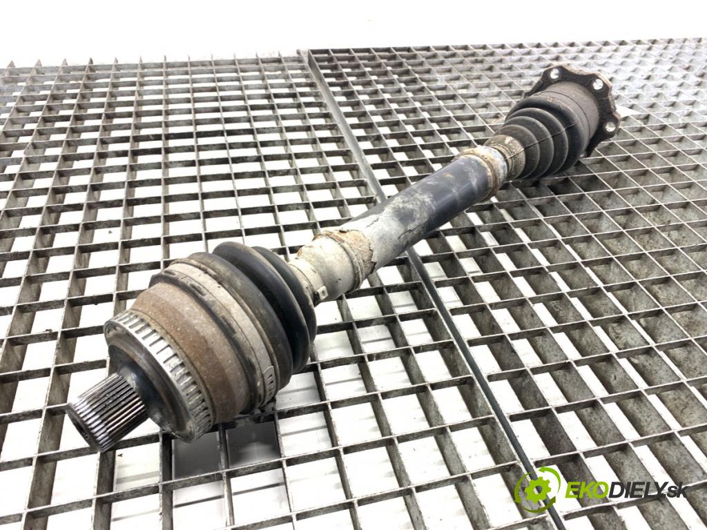 AUDI A4 B6 sedan 2001 96 kW 2.0 1984 Poloos ľavy predný 8E0407271AG