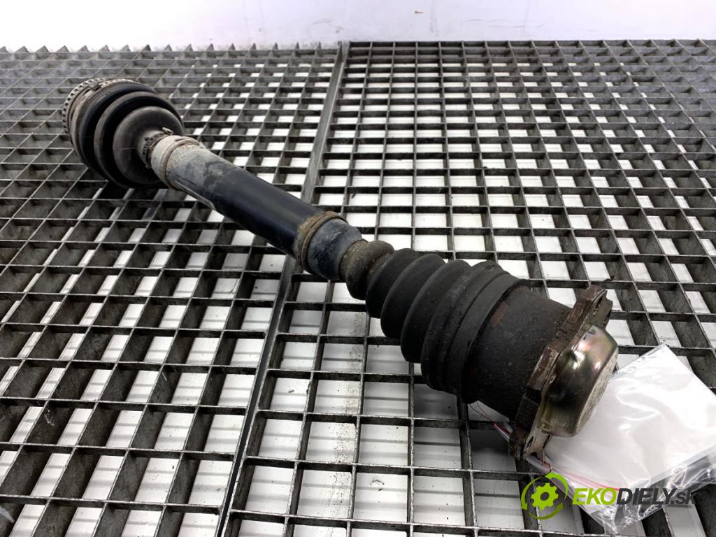 AUDI A4 B6 sedan 2001 96 kW 2.0 1984 Poloos ľavy predný 8E0407271AG