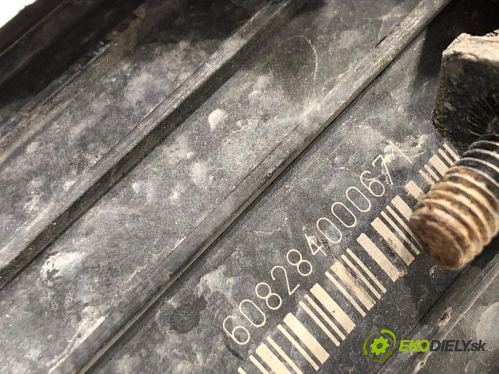 AUDI A4 B6 sedan 2001 96 kW 2.0 1984 pumpa vzduchu sekundárního 8E0906613B (Topení, ventilace ostatní)