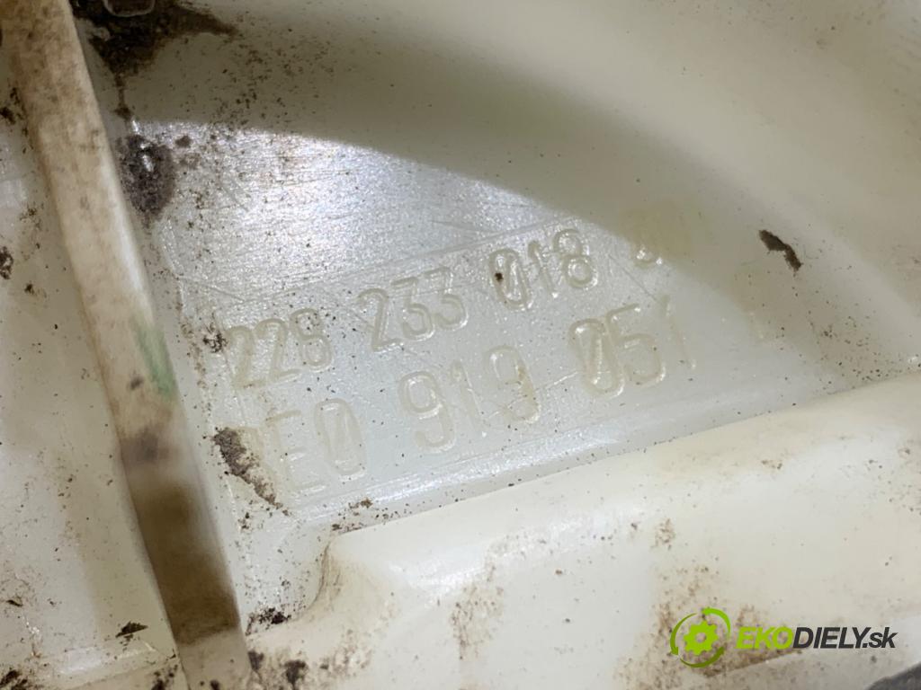 AUDI A4 B6 sedan 2001 96 kW 2.0 1984 Pumpa paliva 8E0919051L