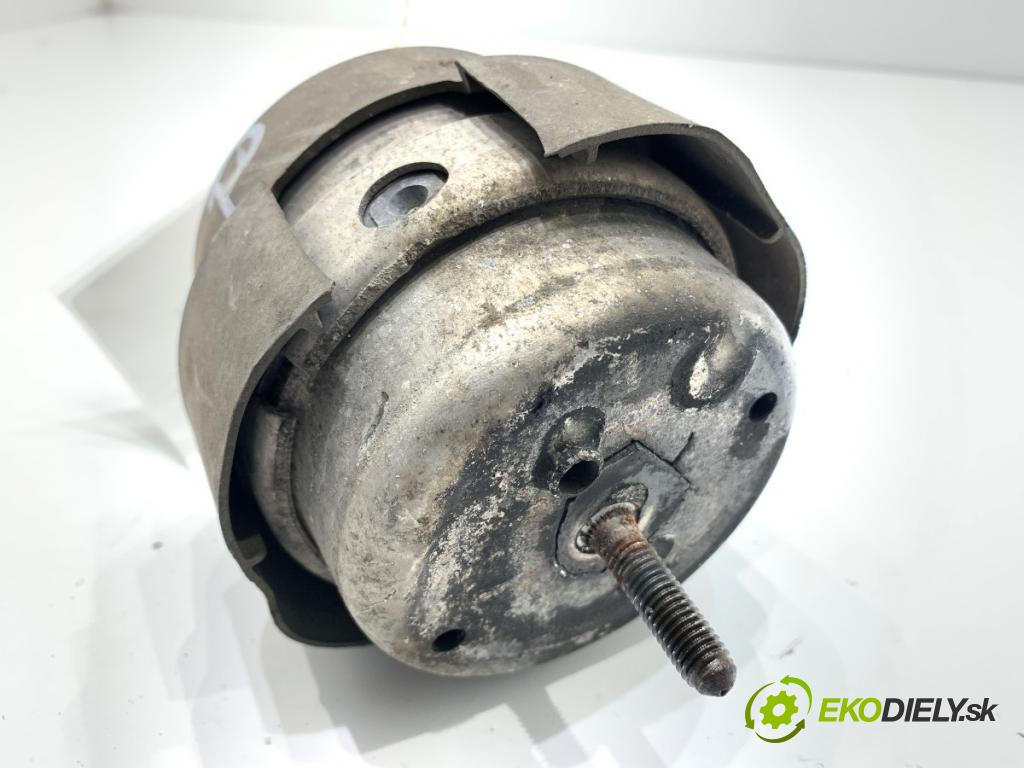 AUDI A4 B6 sedan 2001 96 kW 2.0 1984 AirBag Motor pravy 8E0199382A