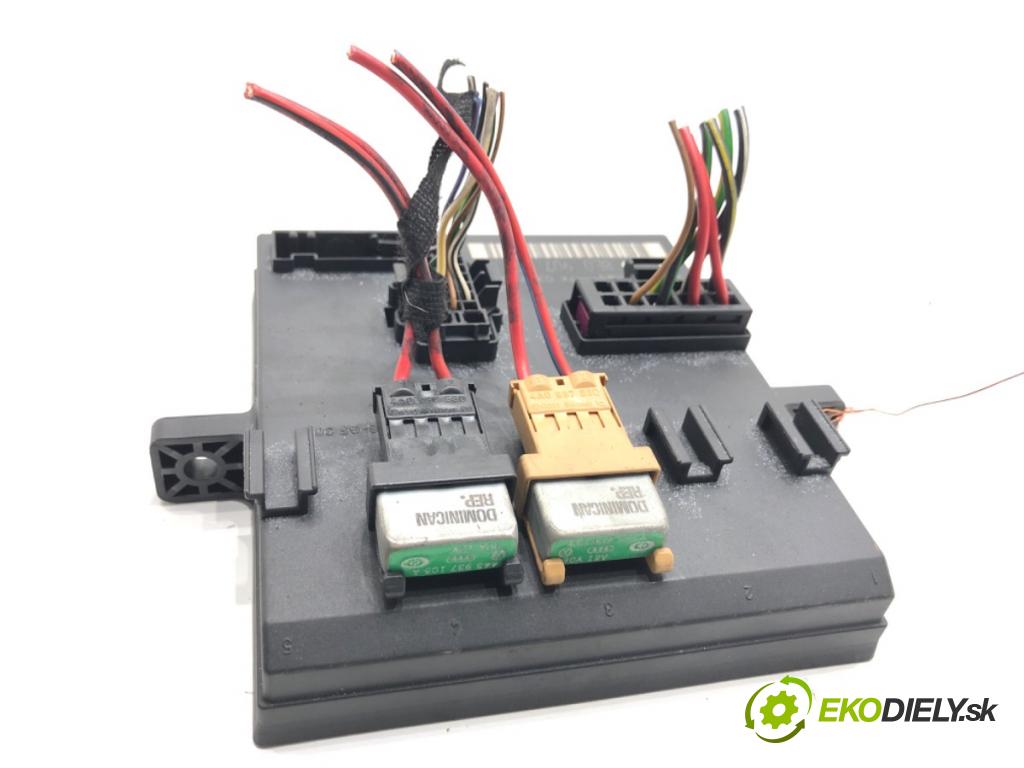 AUDI A4 B6 sedan 2001 96 kW 2.0 1984 Modul svetiel 8E0907279C (Riadiaca jednotka ostatné)