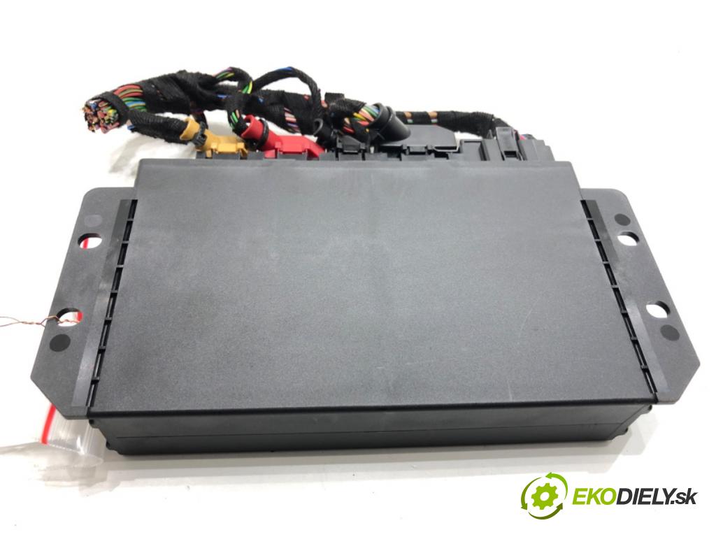 AUDI A4 B6 sedan 2001 96 kW 2.0 1984 modul komfortu 8E0959433N (Komfortní modul)