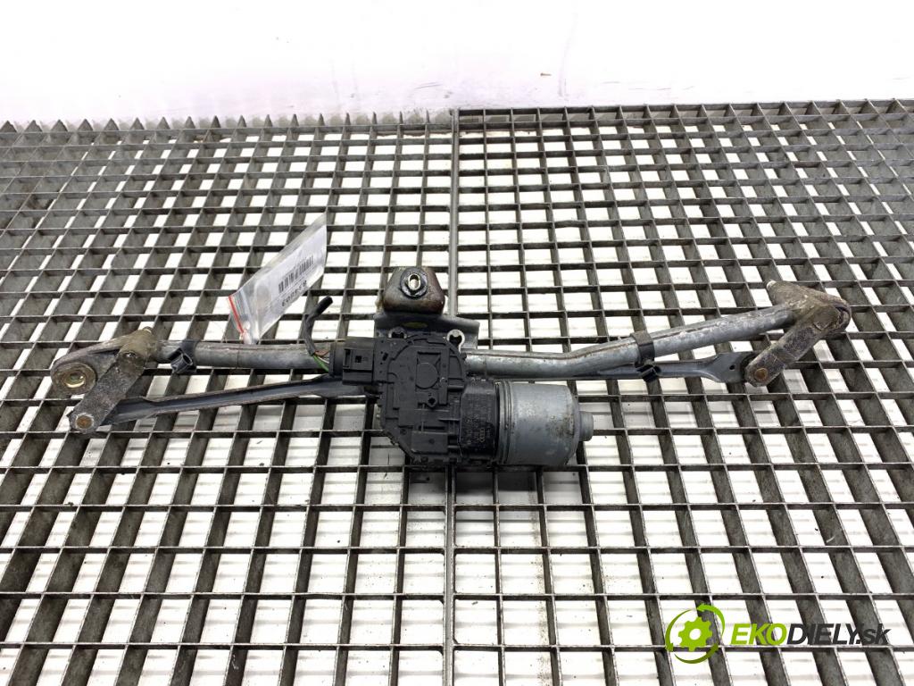 AUDI A4 B6 sedan 2001 96 kW 2.0 1984 Mechanizmus stieračov predný 8E1955119 (Motorček stieračov predný)