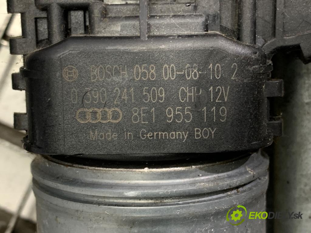 AUDI A4 B6 sedan 2001 96 kW 2.0 1984 mechanismus stěračů přední část 8E1955119 (Motorek stěračů přední)
