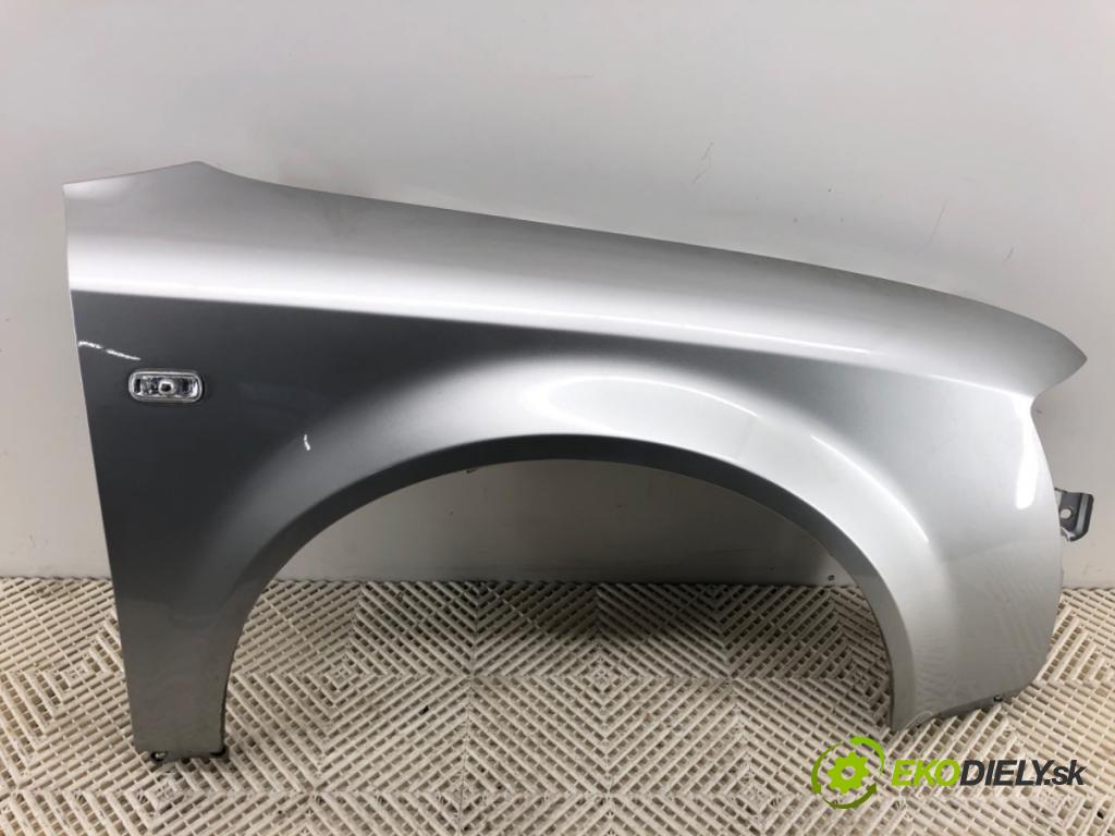 AUDI A4 B6 sedan 2001 96 kW 2.0 1984 blatník pravý přední část 
