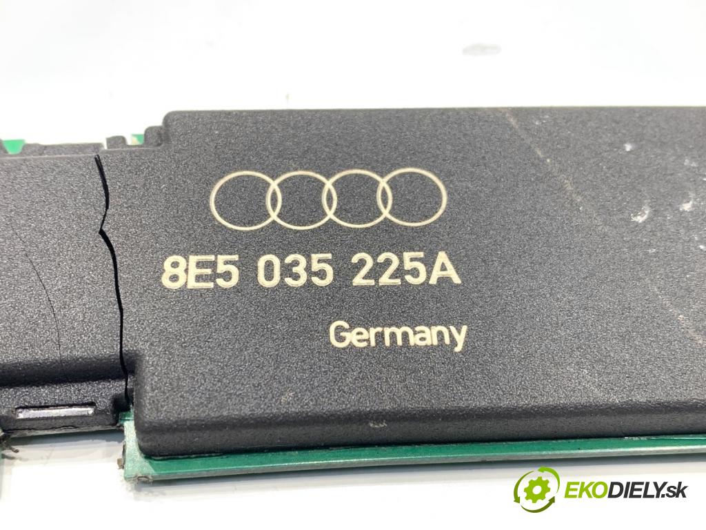 AUDI A4 B6 sedan 2001 96 kW 2.0 1984 ANTENA 8E5035225A