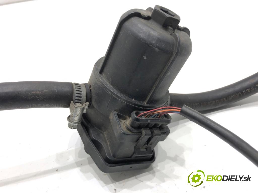 AUDI A4 B6 sedan 2001 96 kW 2.0 1984 vstrekovač LPG 67R-010194