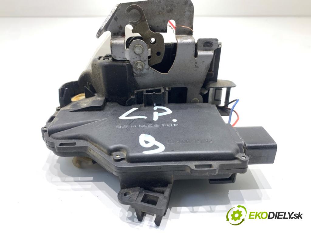 AUDI A4 B6 Kombi 2001 96 kW 1.9 TDI 1896 zámok Dvere ľavy predný 4B1837015B