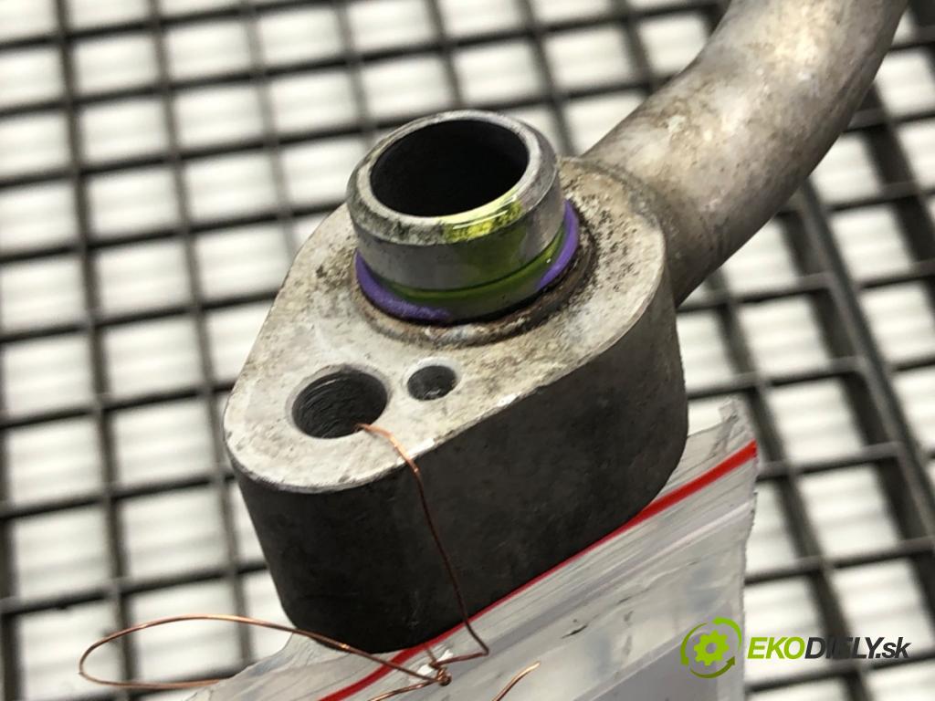 AUDI A4 B6 Kombi 2001 96 kW 1.9 TDI 1896 rúrka klimatizácie  (Rúrka klimatizácie)