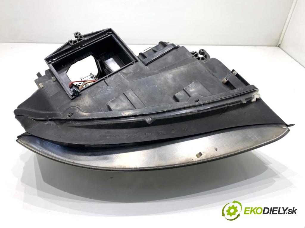 AUDI A4 B6 Kombi 2001 96 kW 1.9 TDI 1896 Svetlomet ľavy predný XENON 8E0941003C