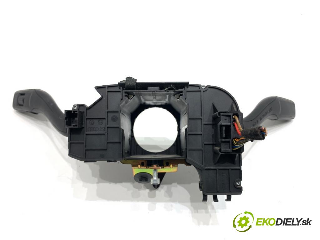 AUDI A4 B6 Kombi 2001 96 kW 1.9 TDI 1896 Prepínač kombinovaný 8E0953549M (Prepínacie páčky pod volantom)