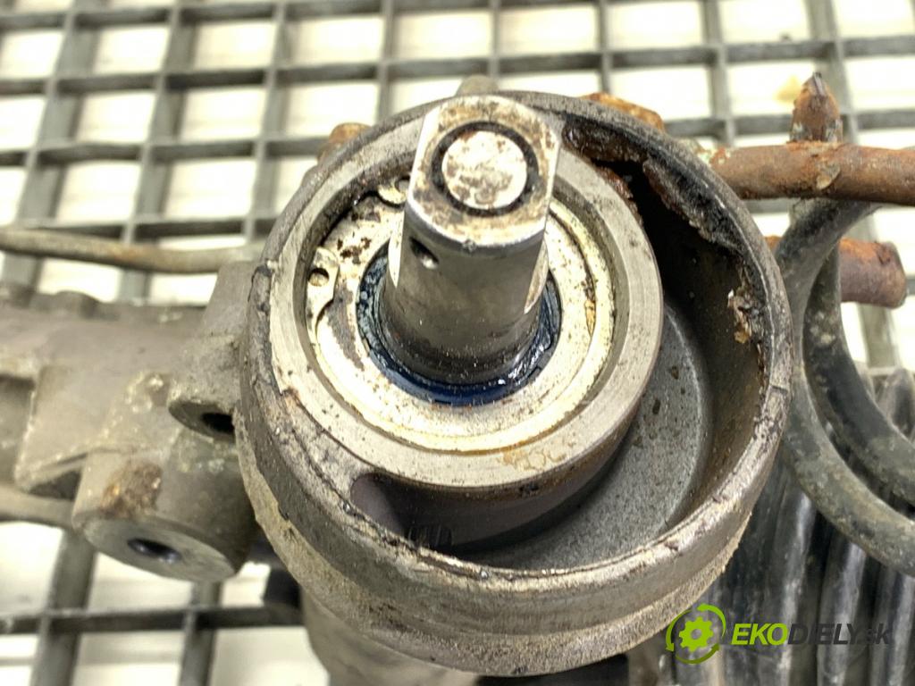AUDI A4 B6 Kombi 2001 96 kW 1.9 TDI 1896 riadenie volantu Riadenie 8E1422066D