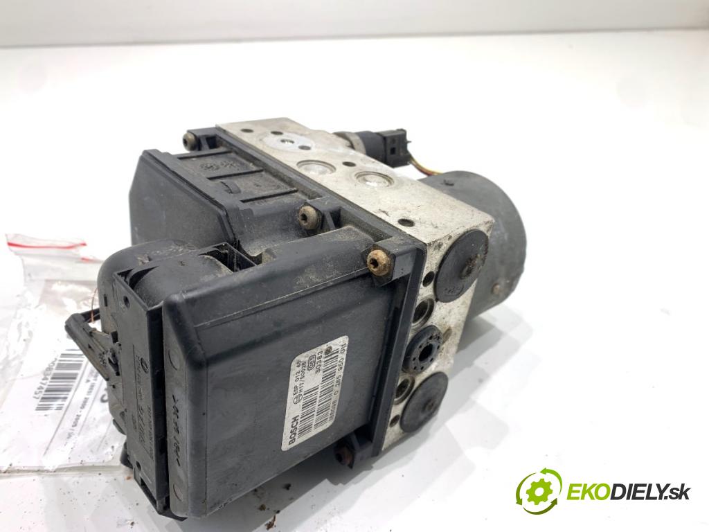 AUDI A4 B6 Kombi 2001 96 kW 1.9 TDI 1896 Pumpa ABS 0265950011 (Pumpa ABS)