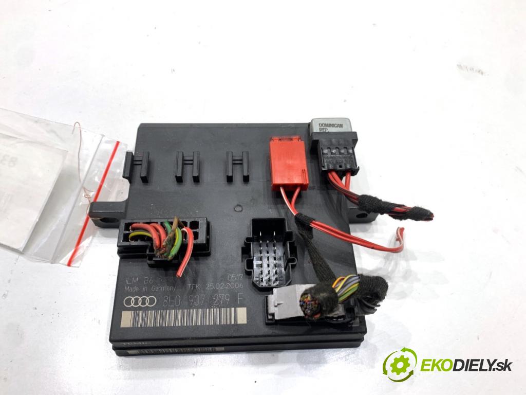 AUDI A4 B6 Kombi 2001 96 kW 1.9 TDI 1896 Modul svetiel 8E0907279F (Riadiaca jednotka ostatné)