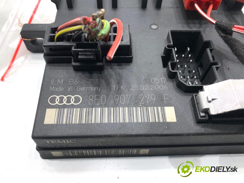 AUDI A4 B6 Kombi 2001 96 kW 1.9 TDI 1896 Modul svetiel 8E0907279F (Riadiaca jednotka ostatné)