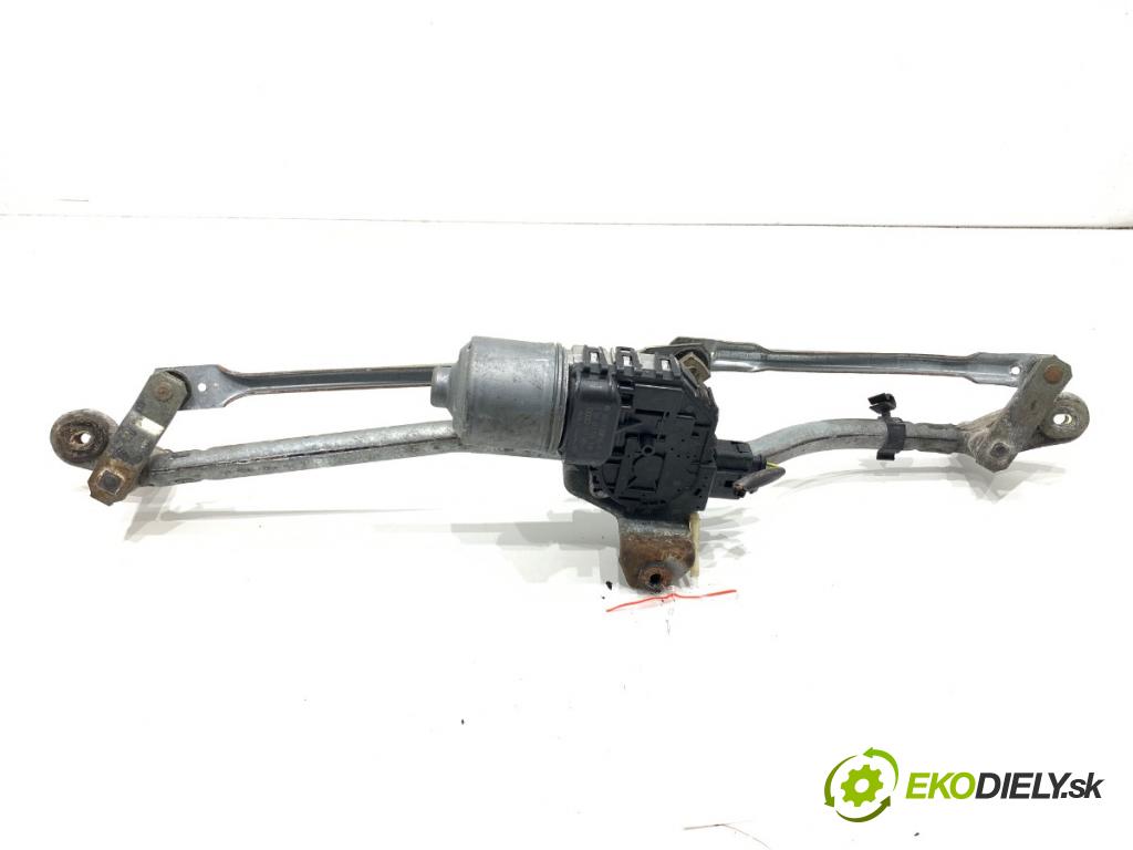 AUDI A4 B6 Kombi 2001 96 kW 1.9 TDI 1896 Mechanizmus stieračov predný 8E1955119 (Motorček stieračov predný)