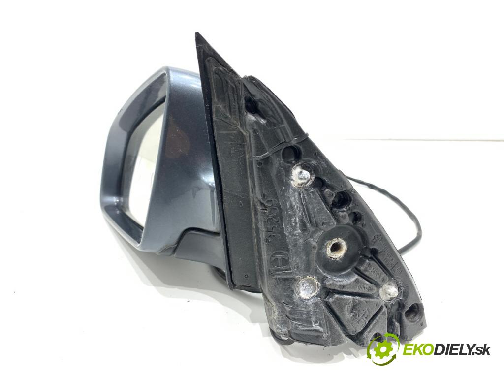 AUDI A4 B6 Kombi 2001 96 kW 1.9 TDI 1896 zpětné zrcátko levý