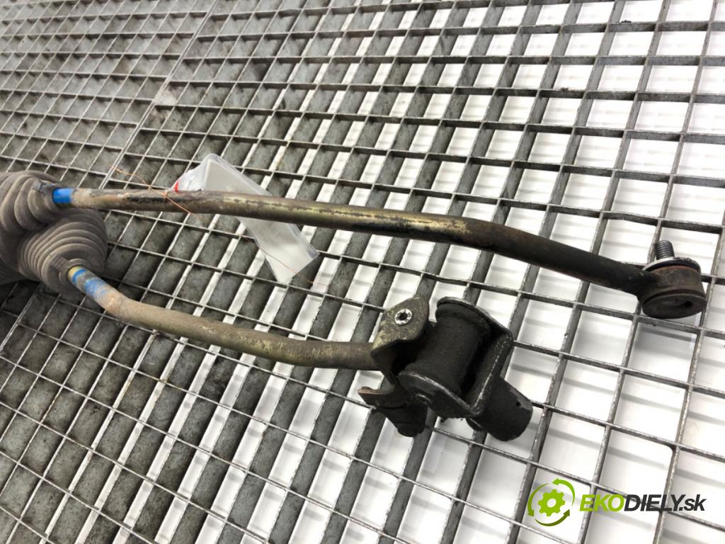 AUDI A4 B6 Kombi 2001 96 kW 1.9 TDI 1896 Kulisa 8E0711025 (Rýchlostná páka (kulisa))