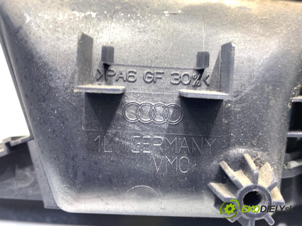 AUDI A4 B6 Kombi 2001 96 kW 1.9 TDI 1896 Kľučka vnútorná ľavy predný