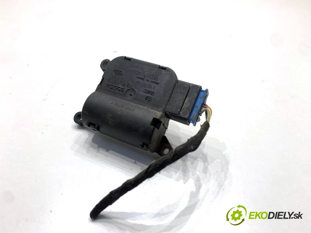 AUDI A4 B6 Kombi 2001 96 kW 1.9 TDI 1896 Motor kúrenia 8E1820511D