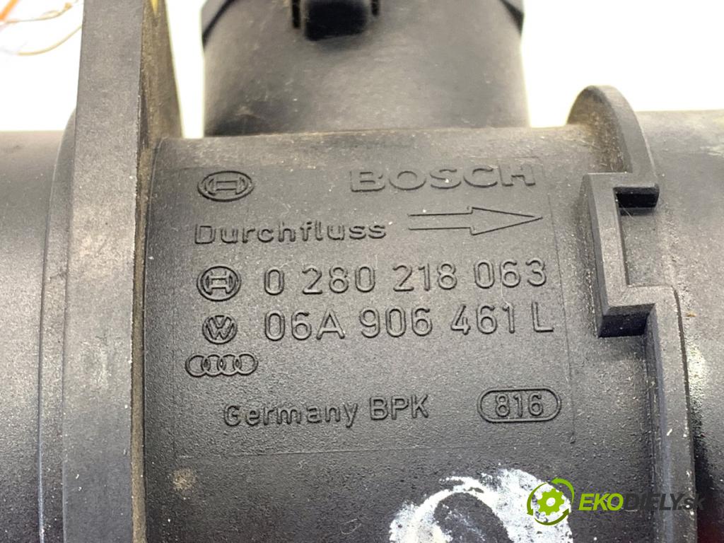 SEAT LEON I liftback 2000 132 kW 1.8 20V T 4 1781 váha vzduchu 06A906461L (Snímač hmotnosti vzduchu)