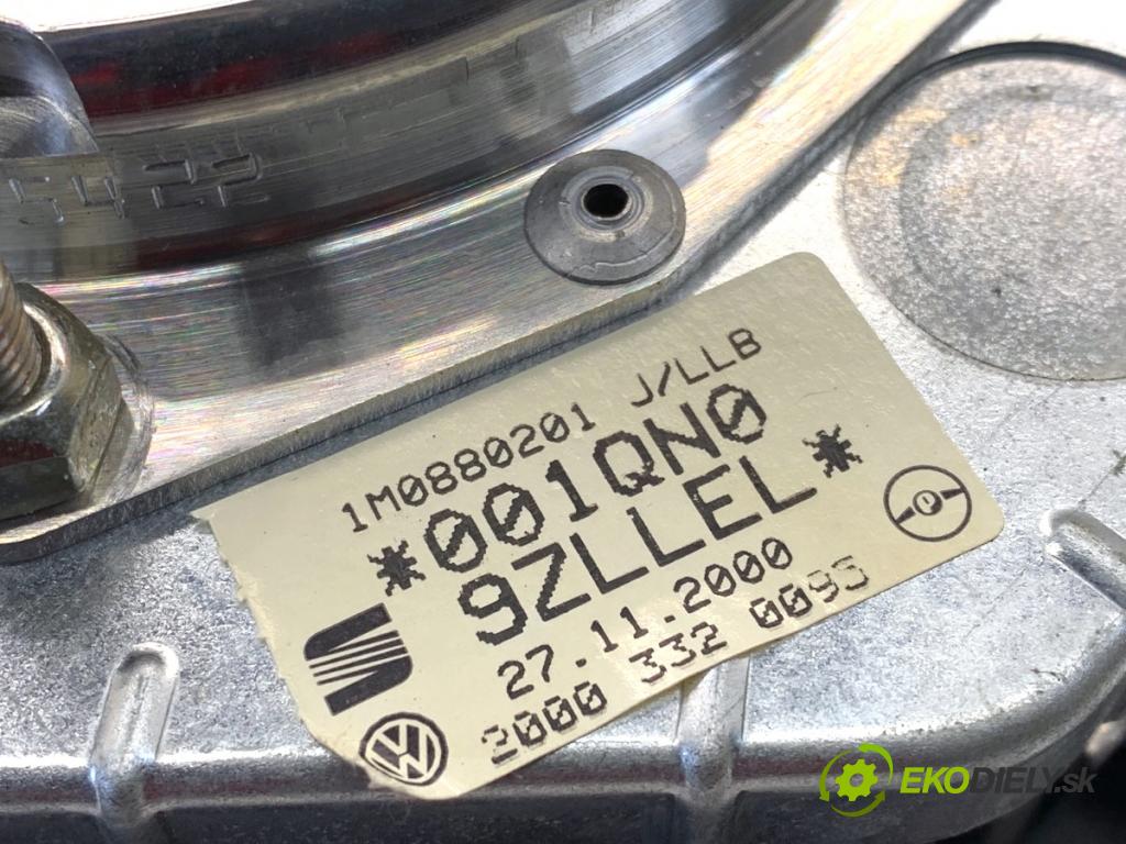 SEAT LEON I liftback 2000 132 kW 1.8 20V T 4 1781 AirBag volantu 1M0880201 (Airbag)