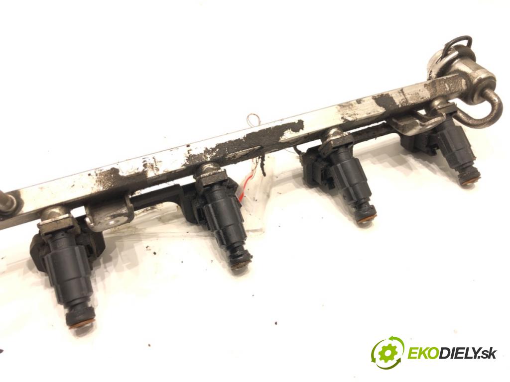 SEAT LEON I liftback 2000 132 kW 1.8 20V T 4 1781 Lišta vstrekovacia 06A906031BA (Vstrekovacia lišta)