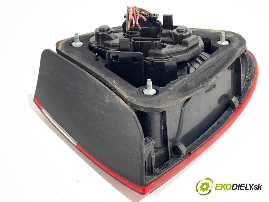 SEAT LEON I liftback 2000 132 kW 1.8 20V T 4 1781 Svetlo ľavy zad 1M6945095A