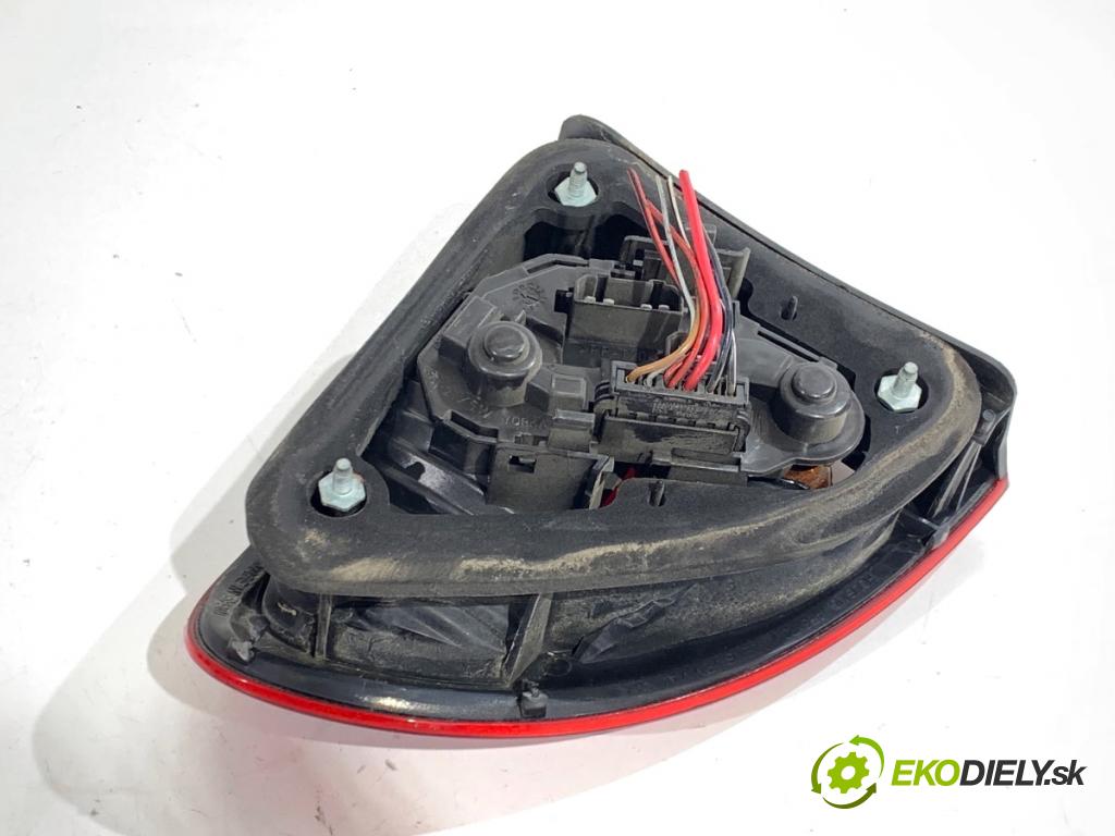 SEAT LEON I liftback 2000 132 kW 1.8 20V T 4 1781 Svetlo ľavy zad 1M6945095A