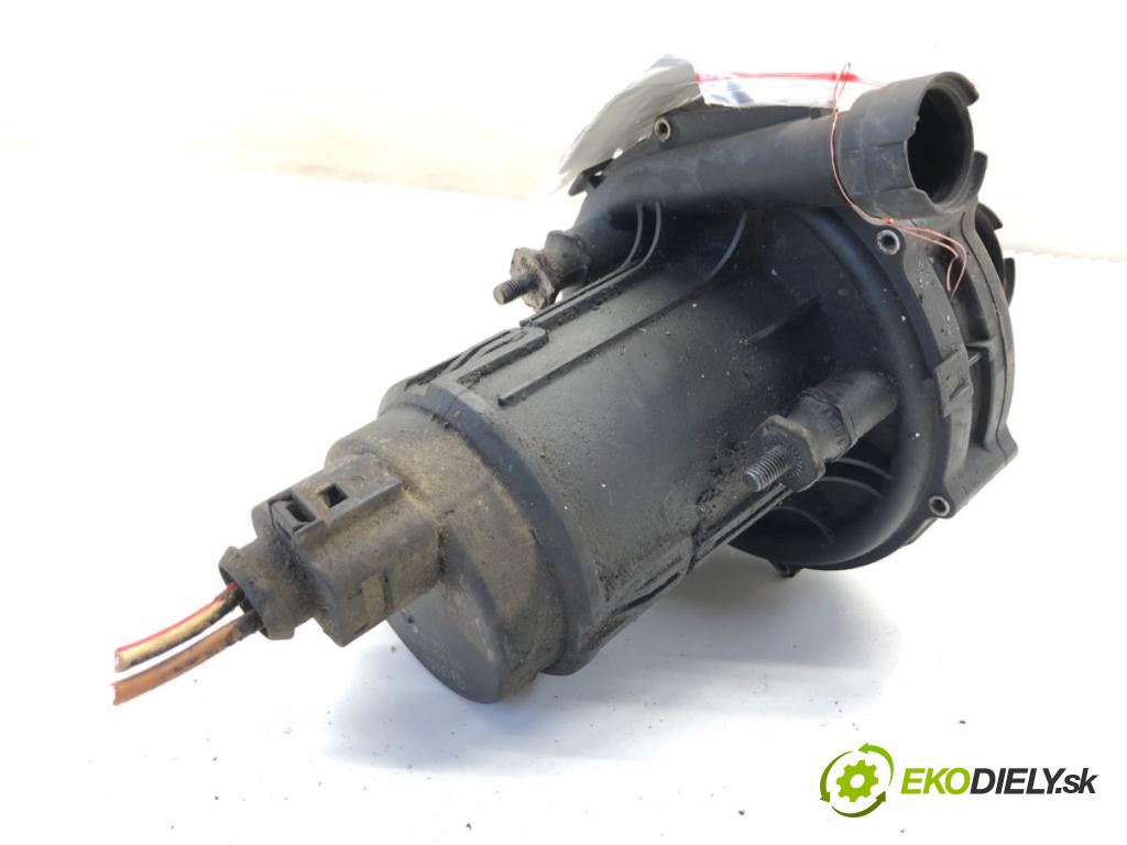 SEAT LEON I liftback 2000 132 kW 1.8 20V T 4 1781 pumpa vzduchu sekundárního 078906601D (Topení, ventilace ostatní)