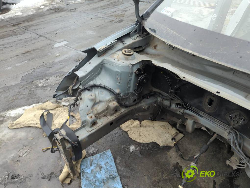 HYUNDAI i20 II liftback 2015 74 kW 1.4 1368 karoséria ČTVRŤÁK: Blatník prah strecha PODŁUŻNICA