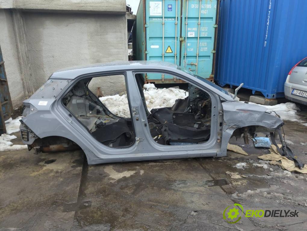 HYUNDAI i20 II liftback 2015 74 kW 1.4 1368 karoséria ČTVRŤÁK: Blatník prah strecha PODŁUŻNICA