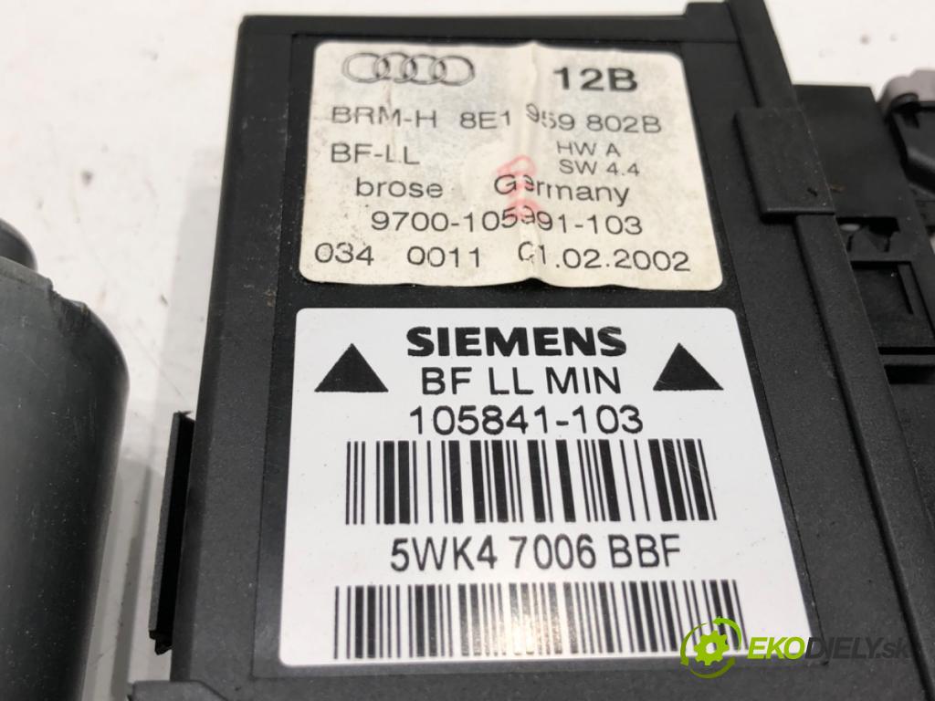 AUDI A4 B6 Kombi 2002 75 kW 1.6 1595 motor sťahovaní okna pravý přední část 8E1959802B
