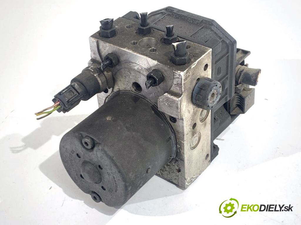 AUDI A4 B6 Kombi 2002 75 kW 1.6 1595 pumpa ABS 8E0614517 (Pumpa ABS)