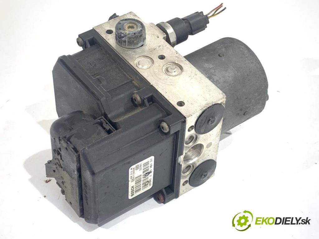 AUDI A4 B6 Kombi 2002 75 kW 1.6 1595 pumpa ABS 8E0614517 (Pumpa ABS)