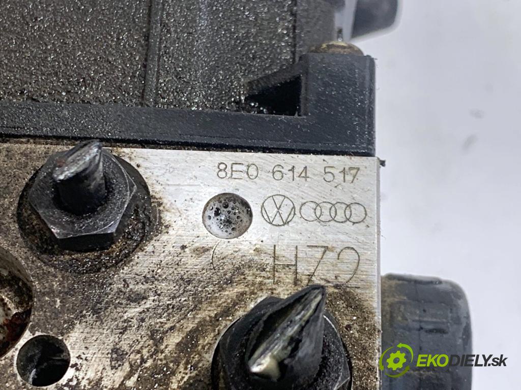 AUDI A4 B6 Kombi 2002 75 kW 1.6 1595 pumpa ABS 8E0614517 (Pumpa ABS)