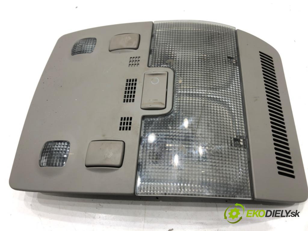 AUDI A4 B6 Kombi 2002 75 kW 1.6 1595 světlo stropní 8E0947135A