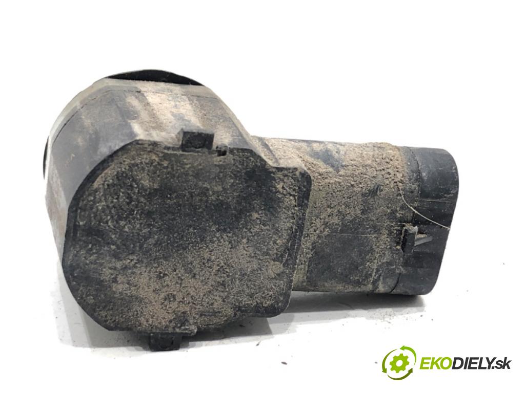 AUDI A4 B6 Kombi 2002 75 kW 1.6 1595 snímač PDC 1S0919275