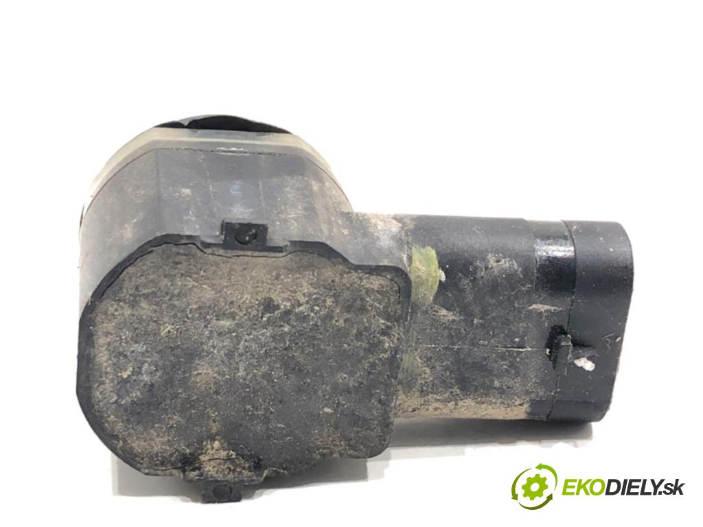 AUDI A4 B6 Kombi 2002 75 kW 1.6 1595 snímač PDC 1S0919275