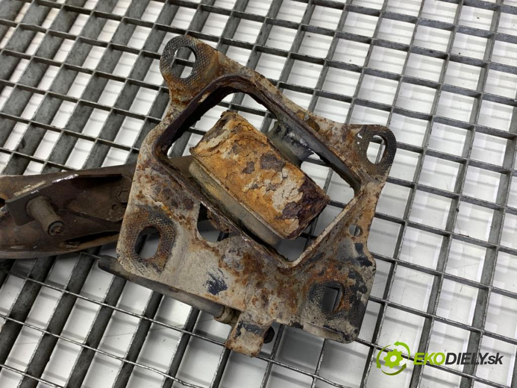SEAT LEON I liftback 2000 132 kW 1.8 20V T 4 1781 náboj náboj ľavy zad 1J0505227F