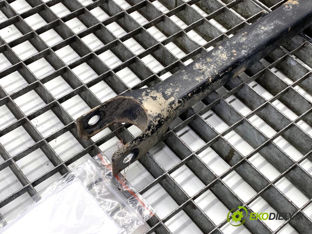 SEAT LEON I liftback 2000 132 kW 1.8 20V T 4 1781 Rameno pravy zad