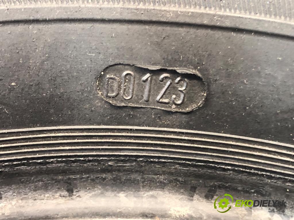 --- --- PNEUMATIKY: PARA: VÍCENÁ SEZÓNA: 205/55 16"