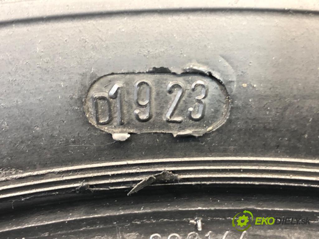 --- ---      PNEUMATIKY: PARA: VÍCENÁ SEZÓNA: 205/55 16"