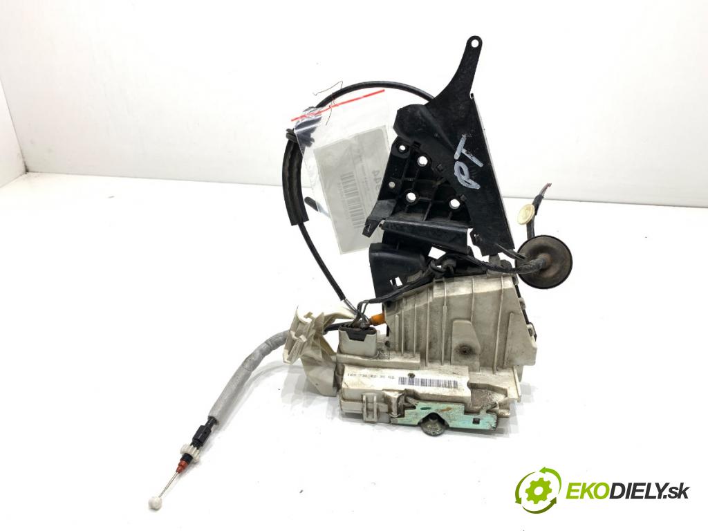 MERCEDES-BENZ W169 liftback 2005 80 kW A 180 CDI (169.007, 169.307) 1991 zámok Dvere pravy zad 1697302235
