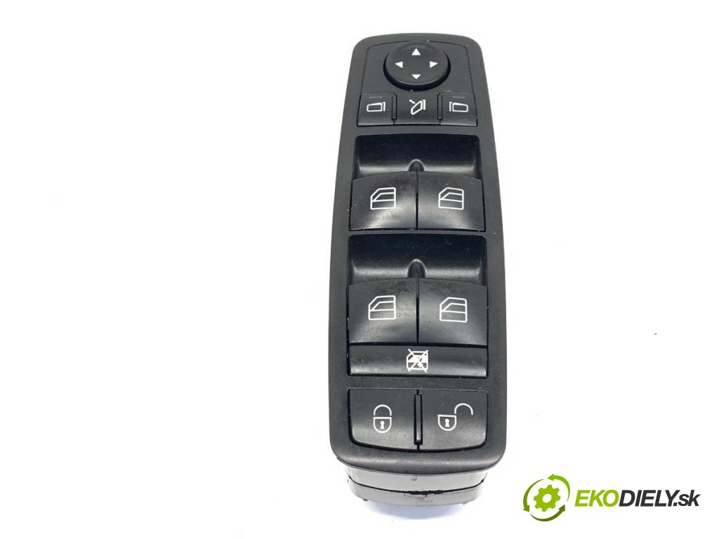 MERCEDES-BENZ W169 liftback 2005 80 kW A 180 CDI (169.007, 169.307) 1991 Prepínač okien  (Prepínacie páčky pod volantom)