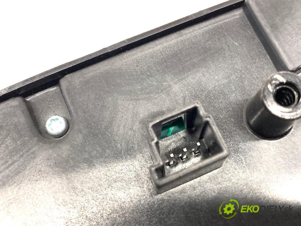 MERCEDES-BENZ W169 liftback 2005 80 kW A 180 CDI (169.007, 169.307) 1991 Prepínač okien  (Prepínacie páčky pod volantom)